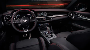 Alfa Romeo Stelvio – interior