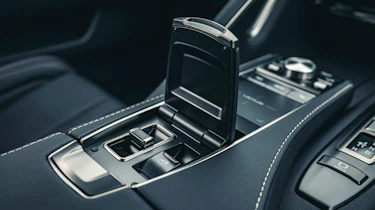 Lexus LC cabrio 22 – roof