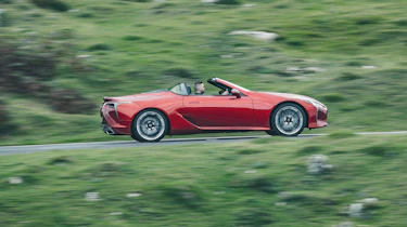 Lexus LC cabrio 22 – side