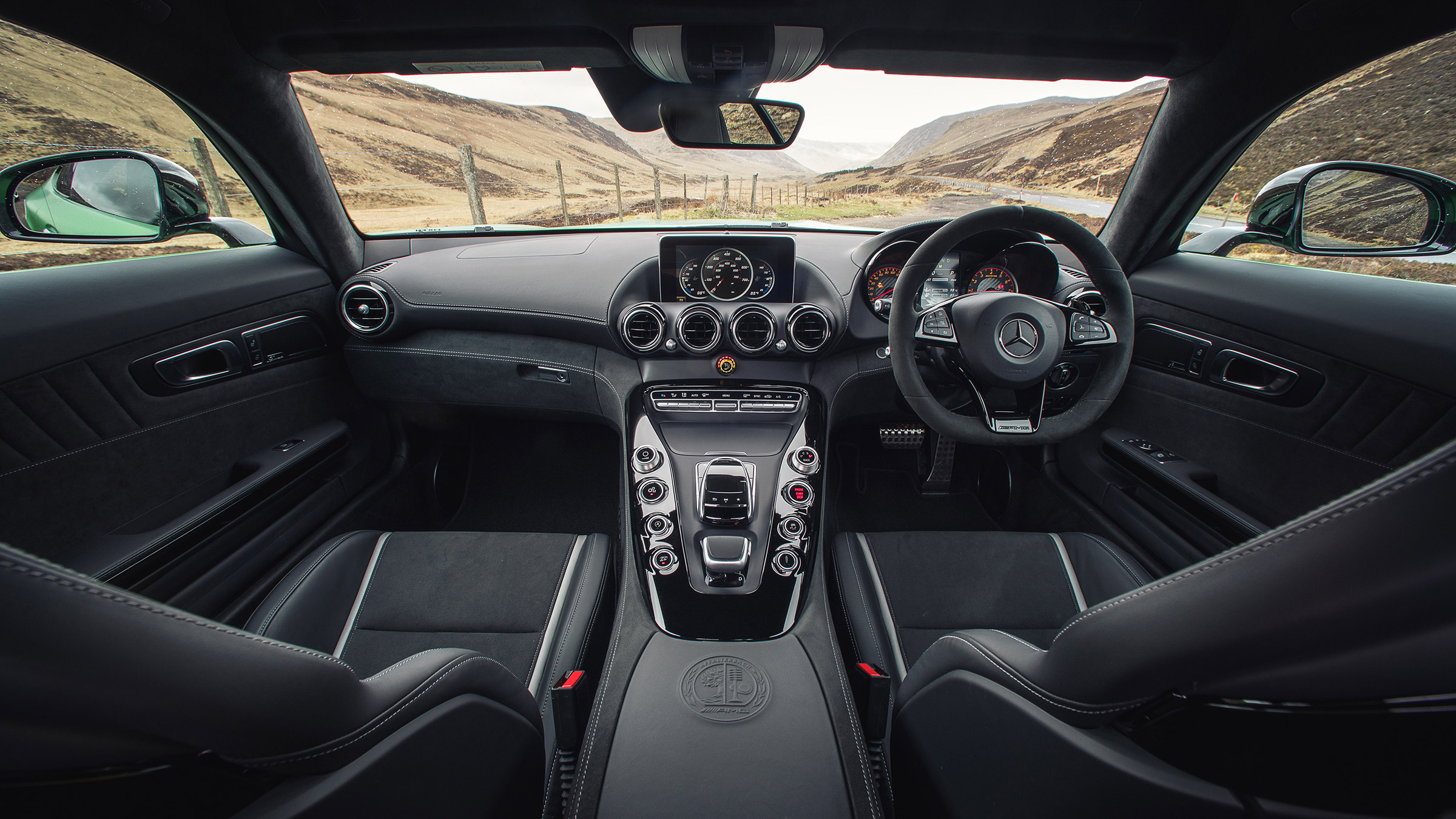 Mercedes-AMG GT R – cabin