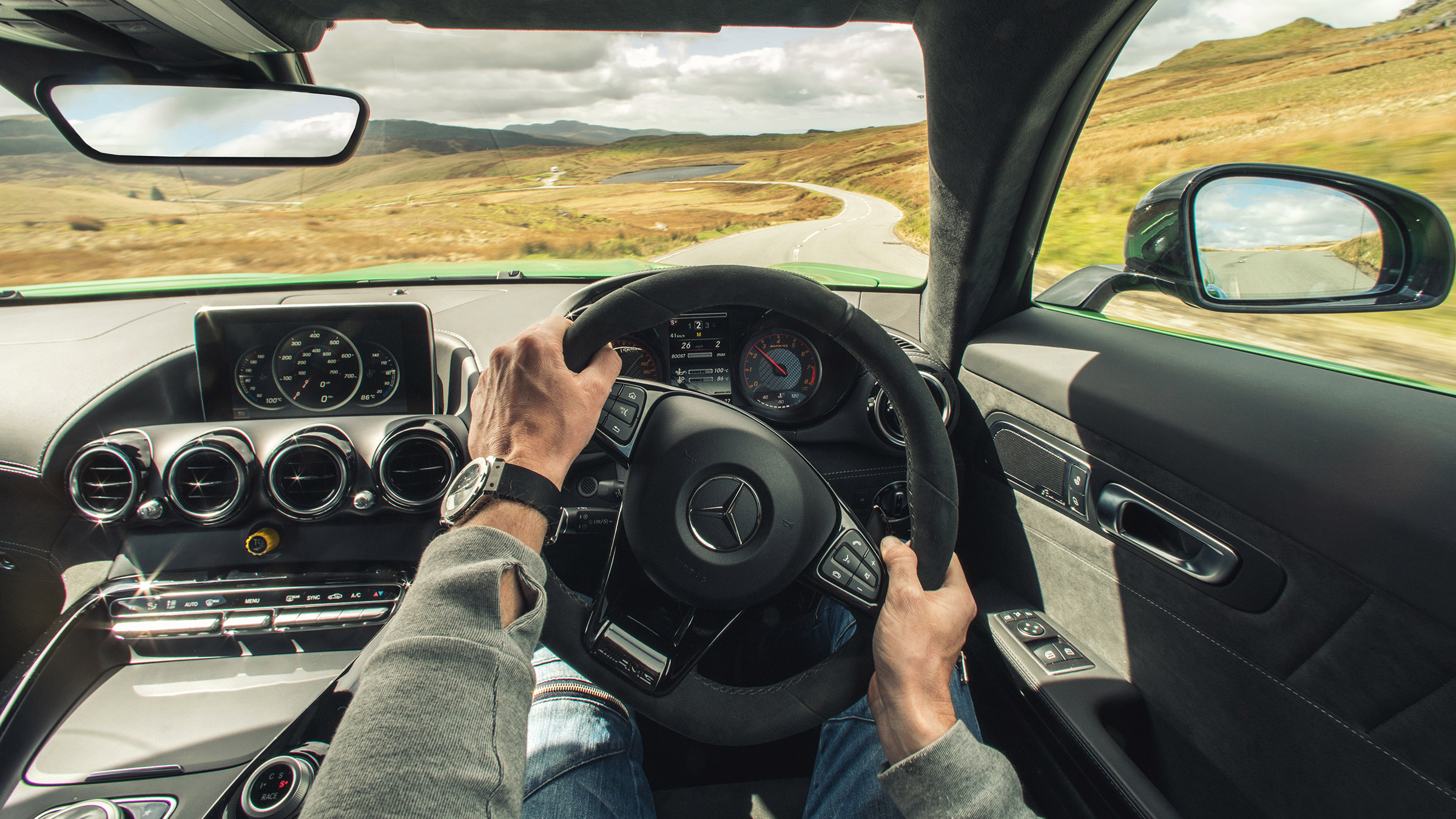 Mercedes-AMG GT R – driving
