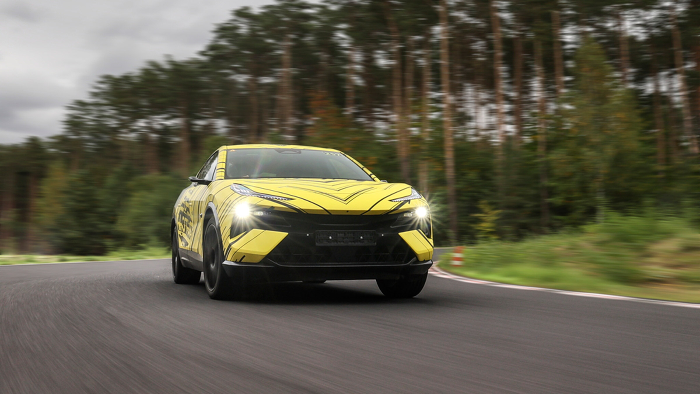 Lotus Eletre dynamics – front