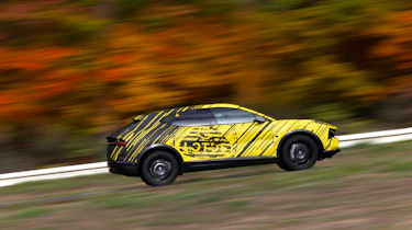 Lotus Eletre dynamics – pan