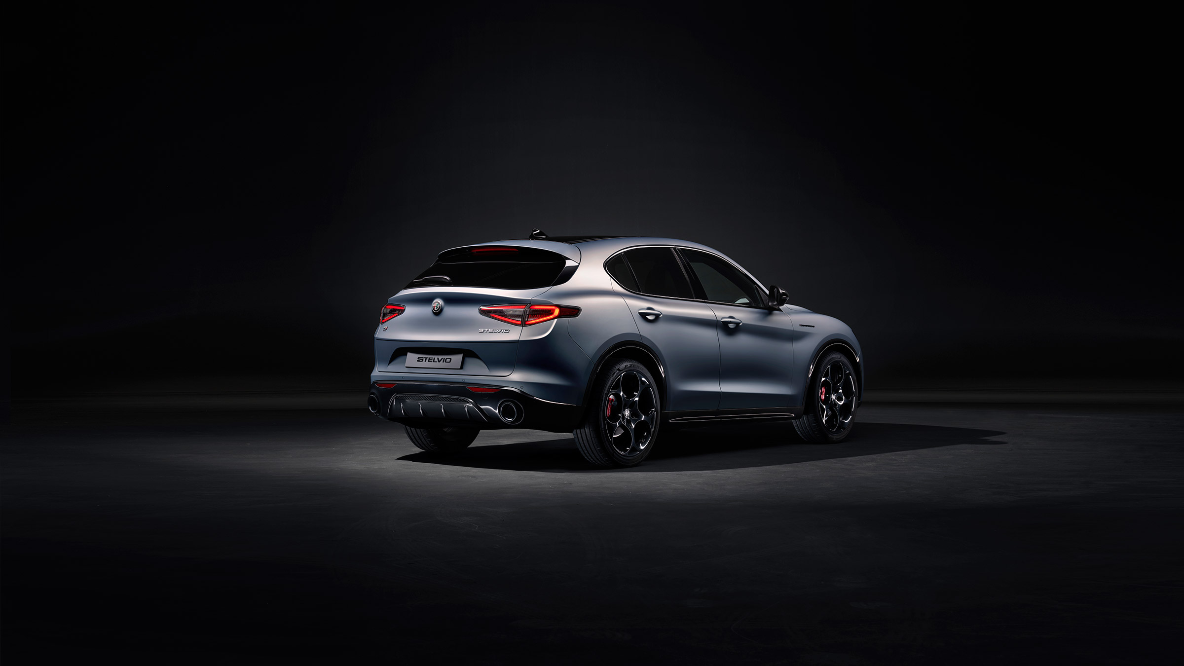 Alfa Romeo Stelvio – rear