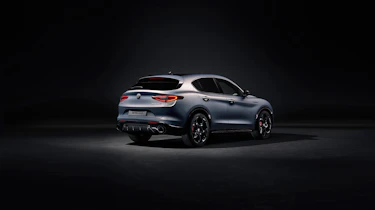 Alfa Romeo Stelvio – rear