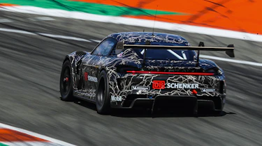 Porsche 718 GT4 e Performance