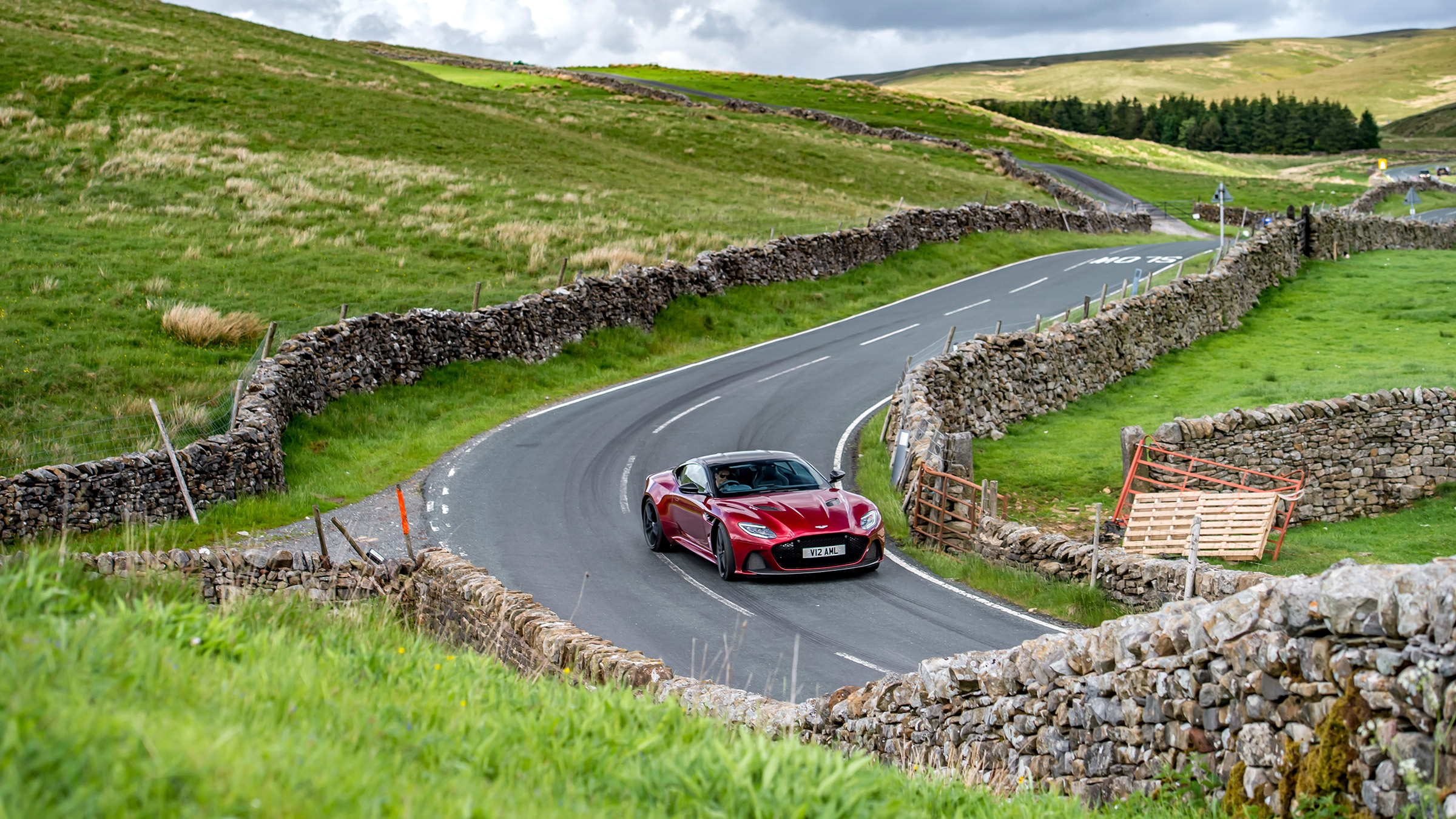 Aston Martin DBS 2022 review – action