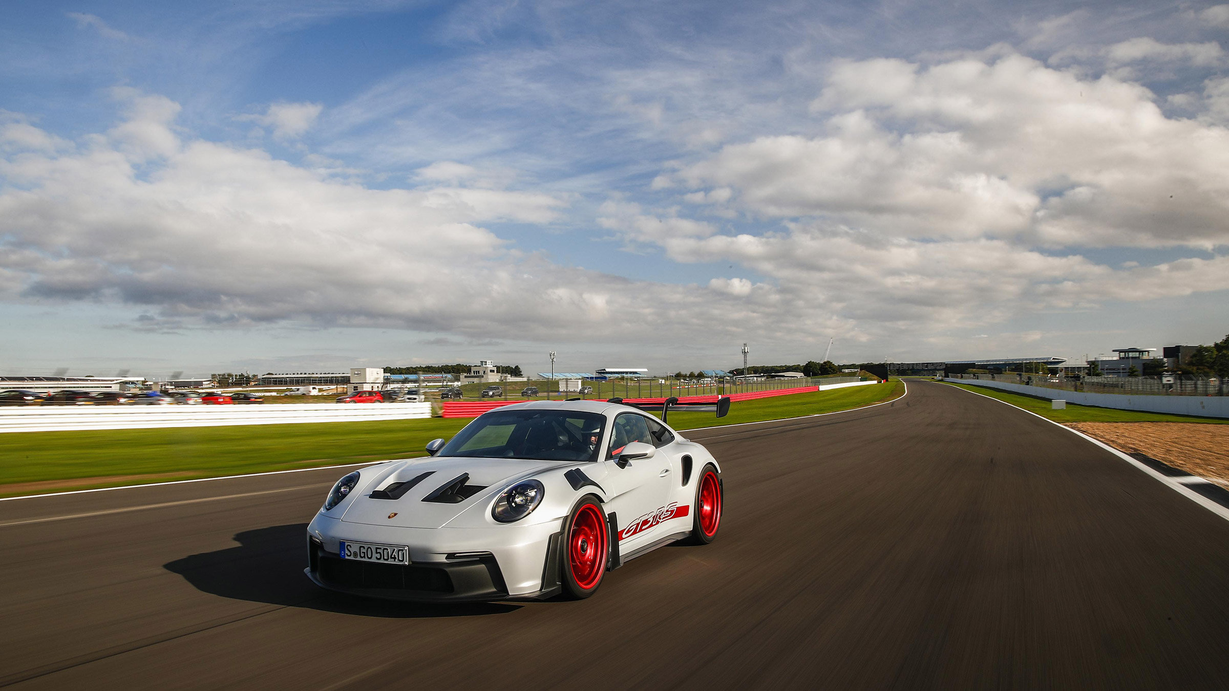 Porsche 911 GT3 RS 2022 – tracking
