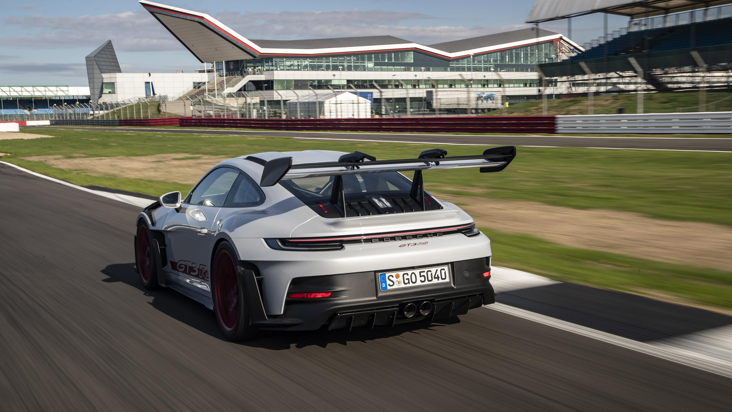 Porsche 911 GT3 RS 2022 – rear