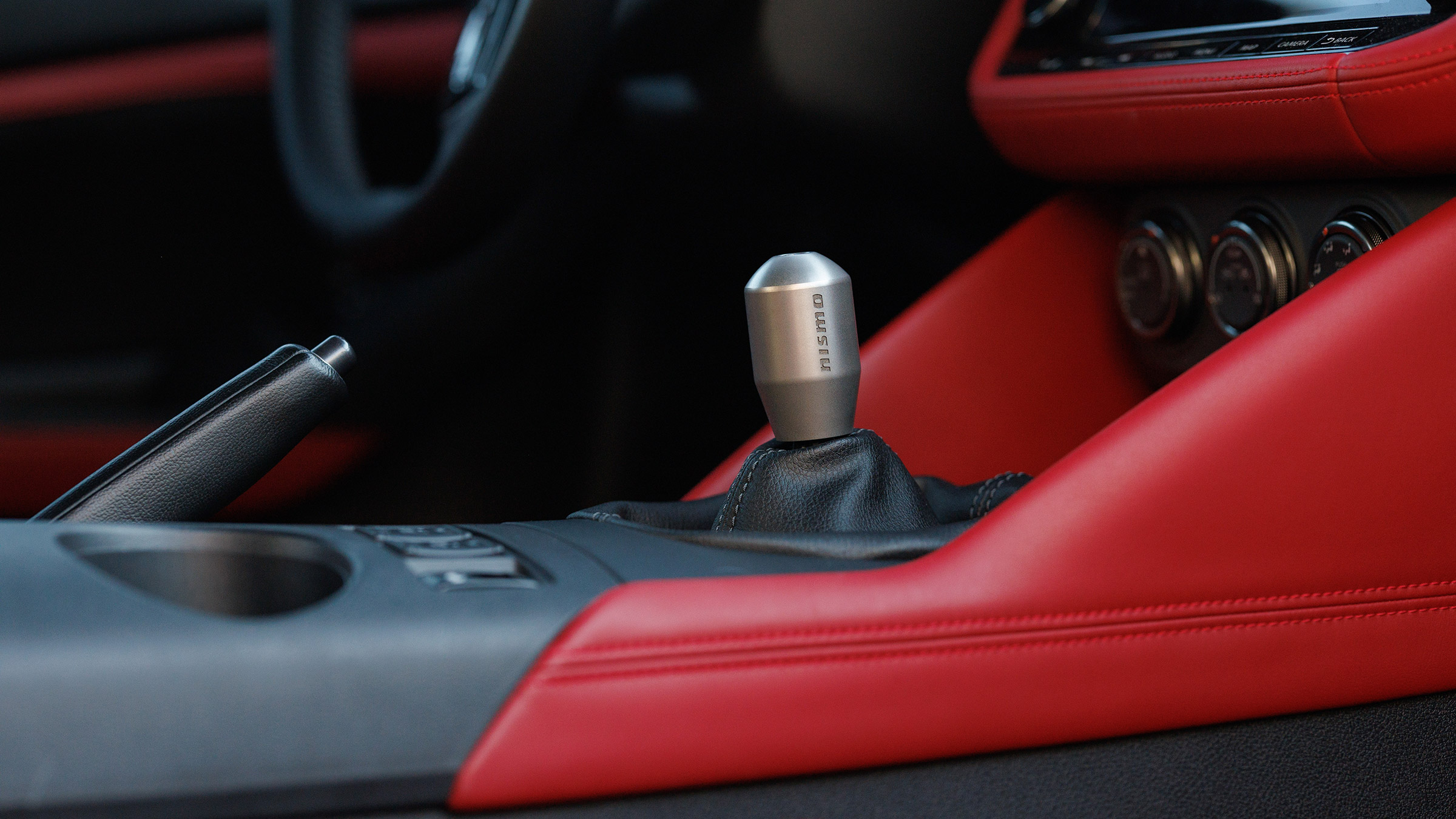 Nissan Z Nismo SEMA – shifter