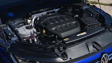 Volkswagen Arteon R Shooting Brake – engine bay