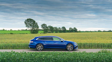 Volkswagen Arteon R Shooting Brake – profile