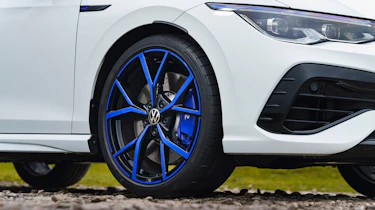 Volkswagen Golf R 20 Years – white wheels