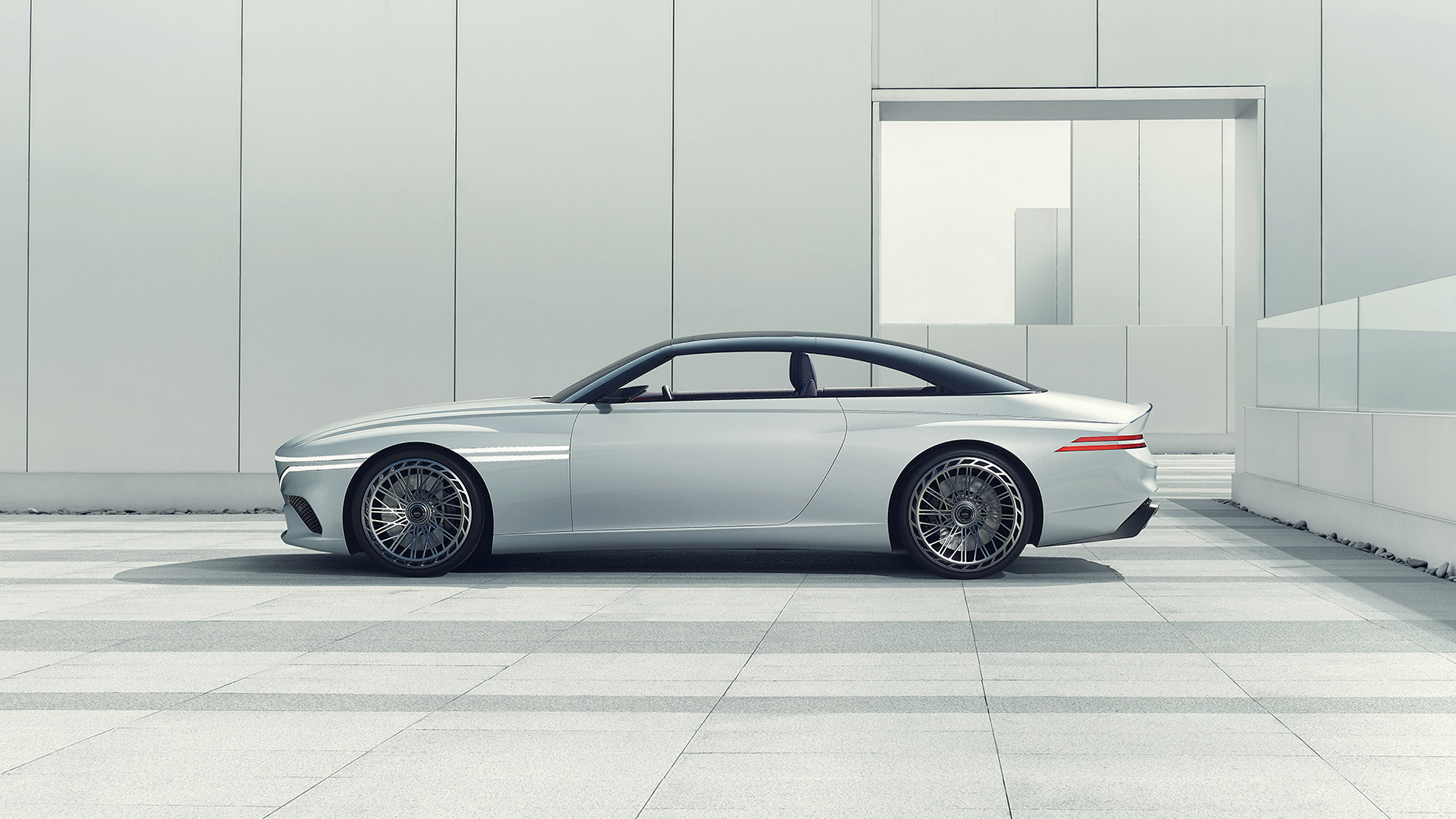 Genesis X Convertible – side