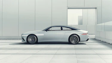 Genesis X Convertible – side