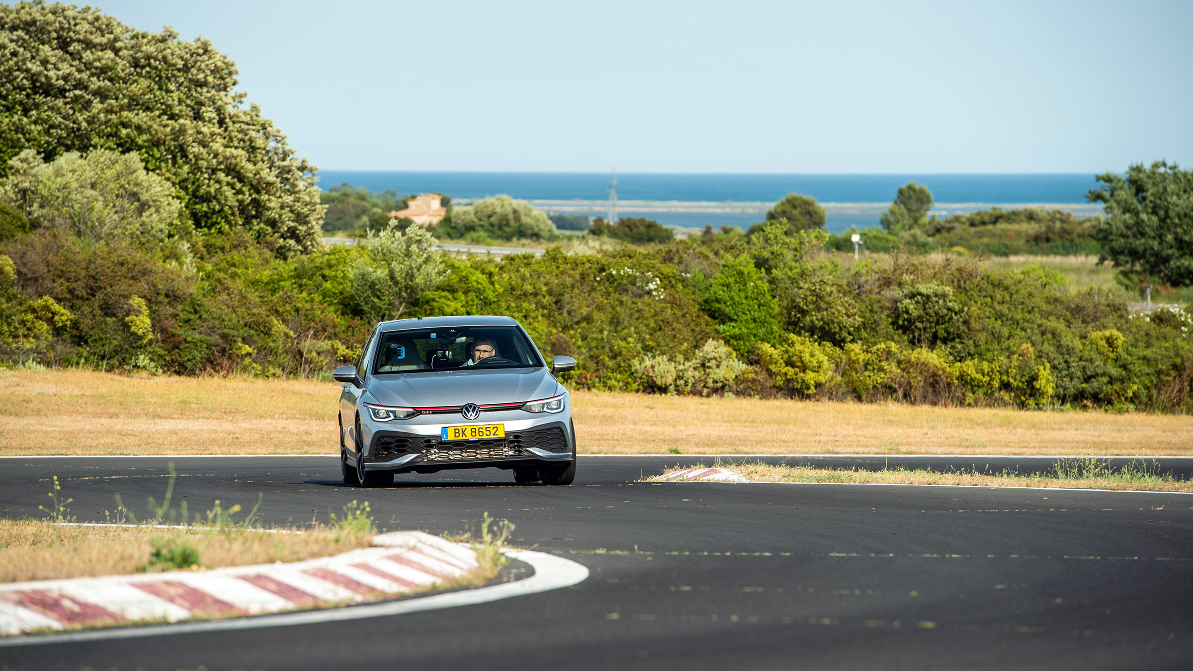 evo 2022 tyre test – dry cornering