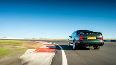 Lotus Carlton – rear tracking
