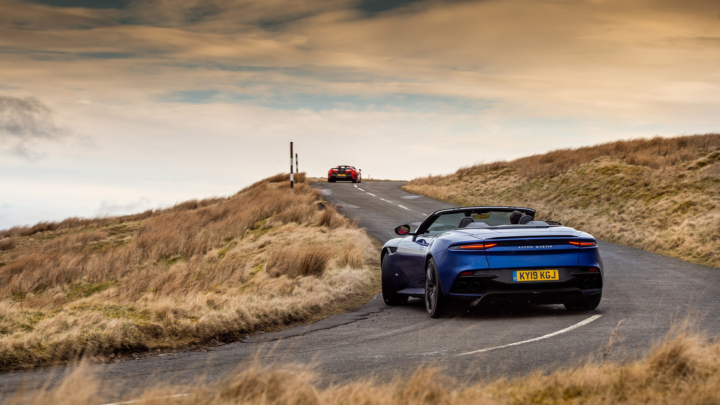 Aston Martin DBS Volante – rear