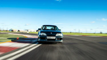 Lotus Carlton – nose