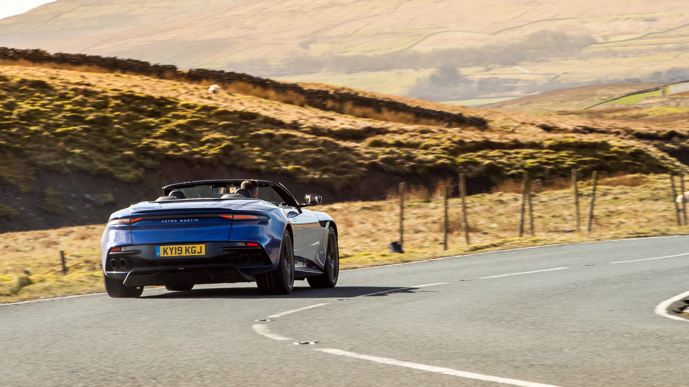 Aston Martin DBS Volante – rear action