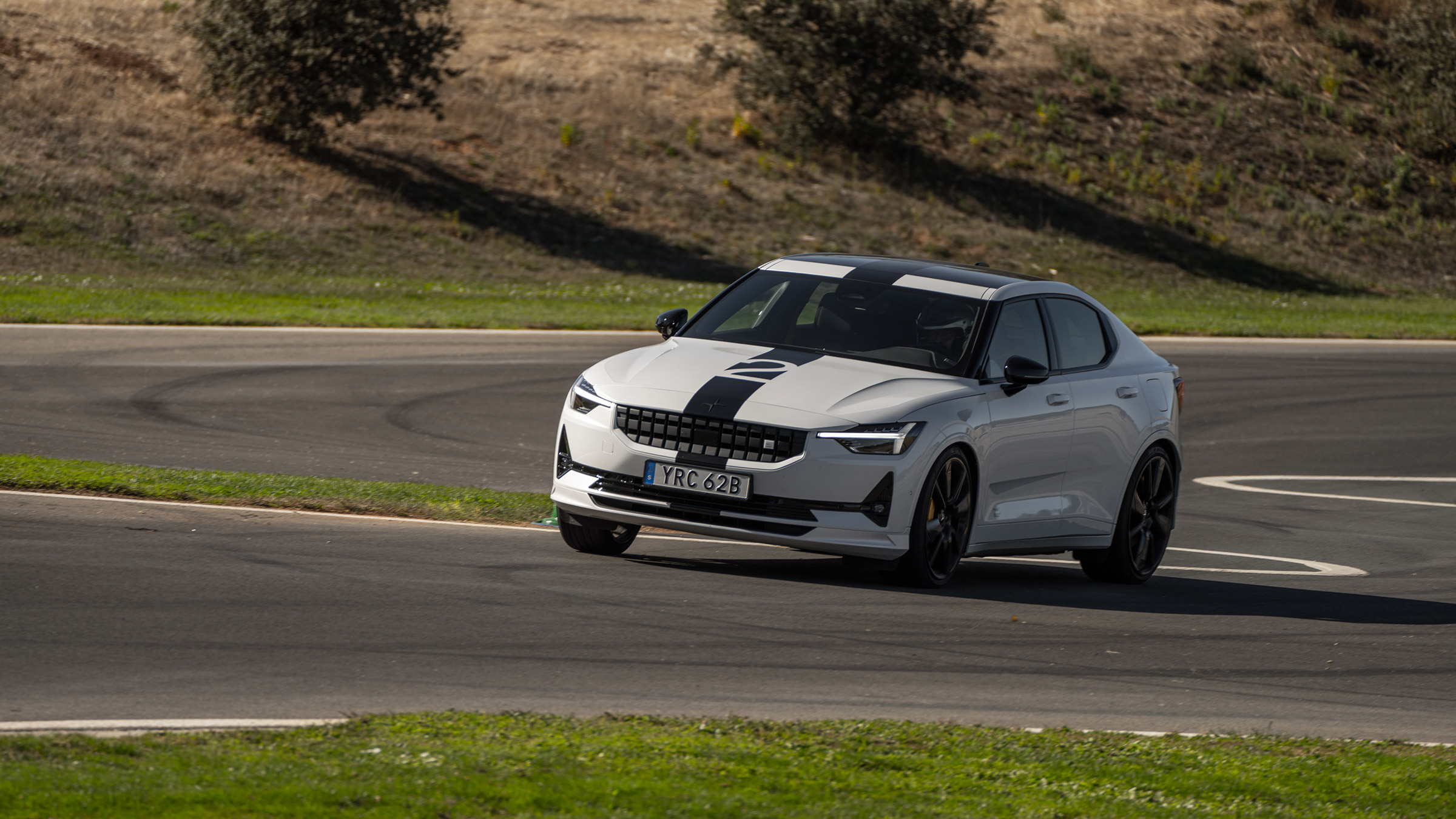 Polestar 2 BST 270 – hard cornering