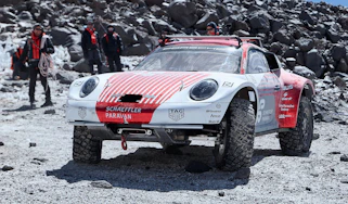 Dakar inspired Porsche 911