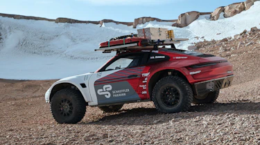 Dakar inspired Porsche 911