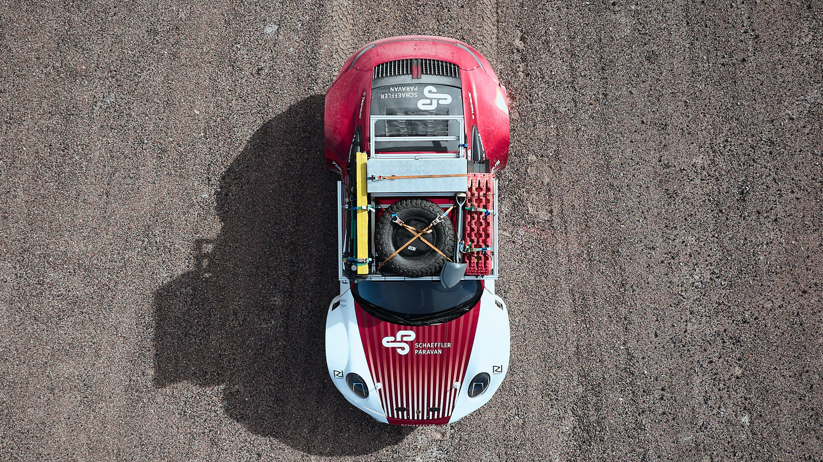 Dakar inspired Porsche 911
