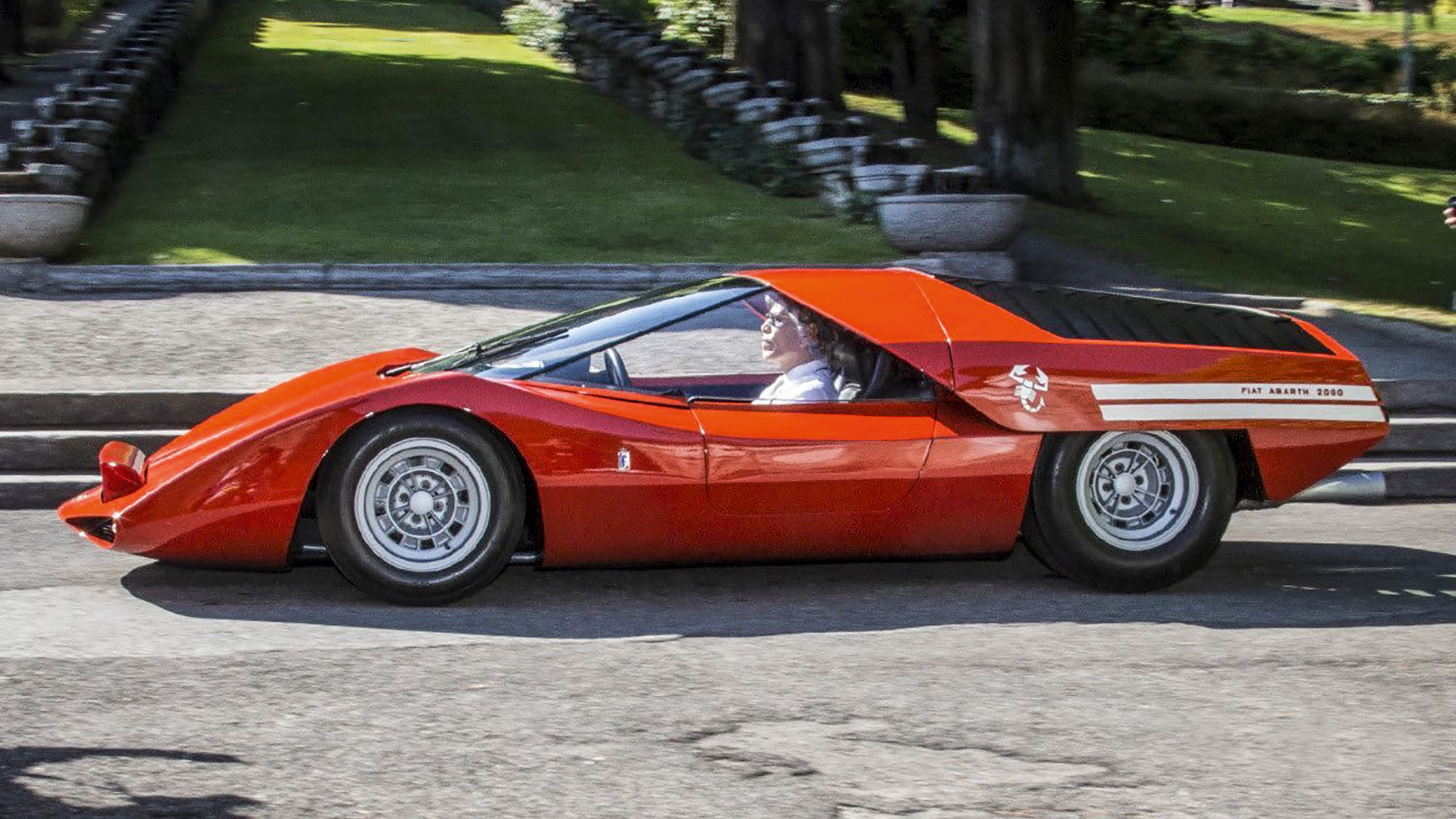 How to design a car: visual differentiation