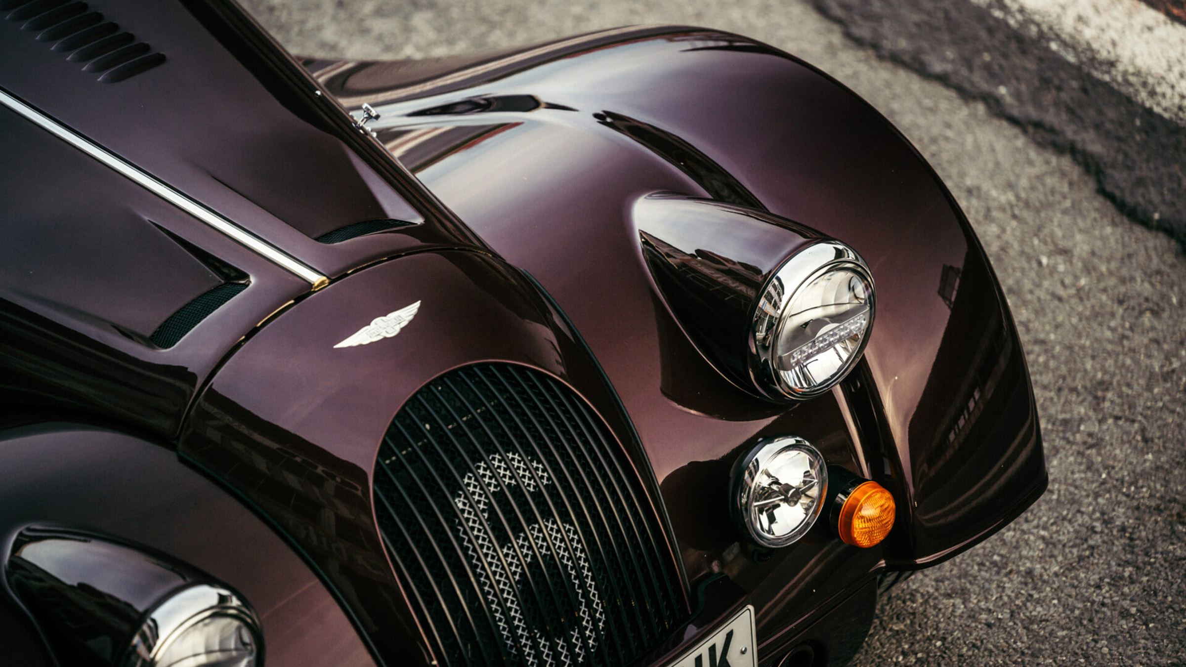 Morgan Plus Six – nose