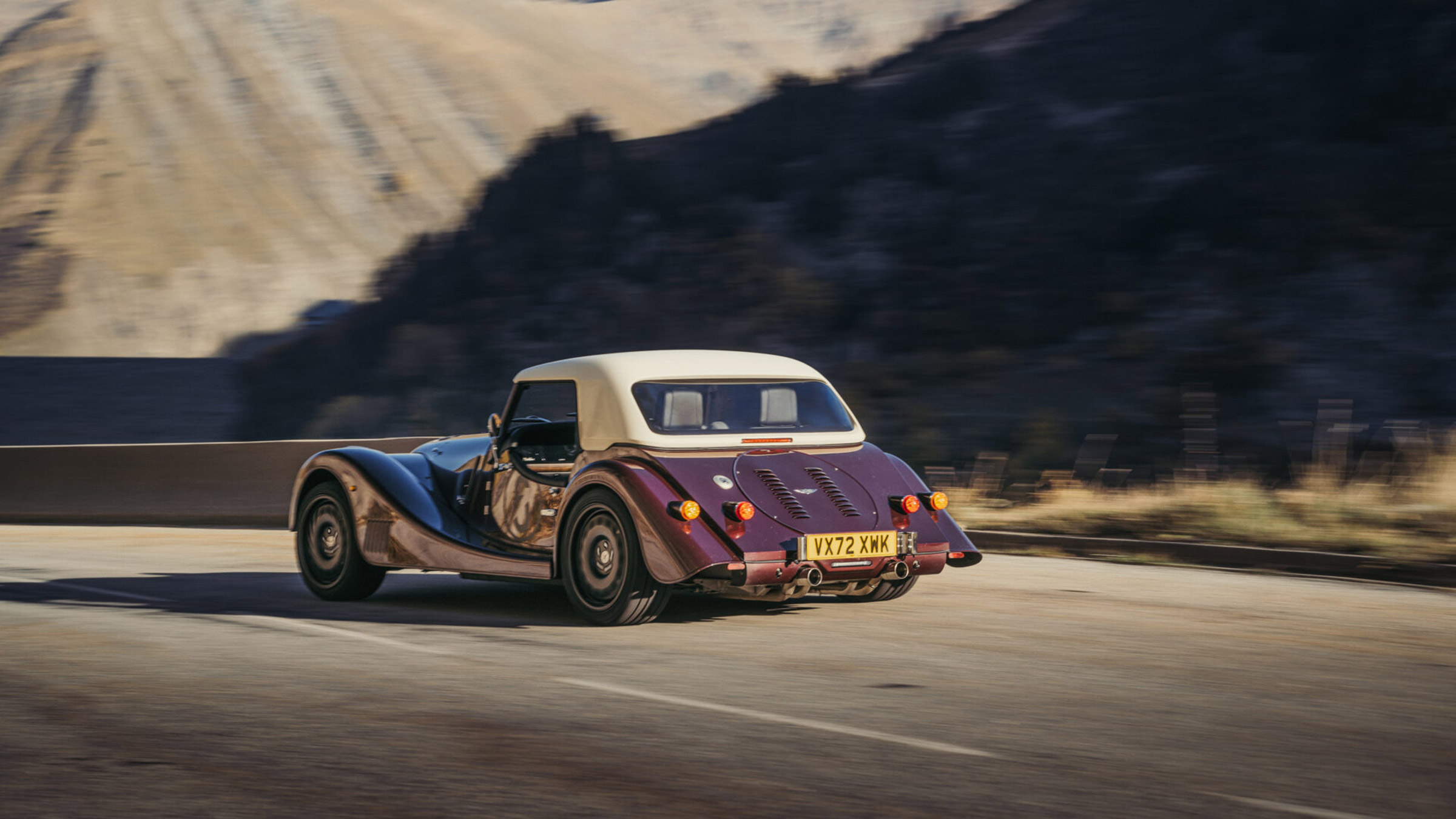 Morgan Plus Six – rear