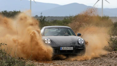 Porsche 911 Dakar teaser