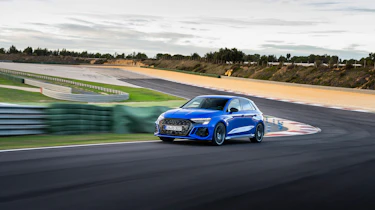 Audi RS3 Performance – side