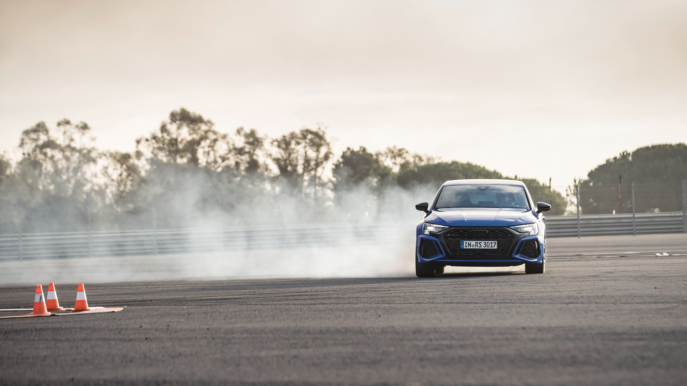 Audi RS3 Performance – slide