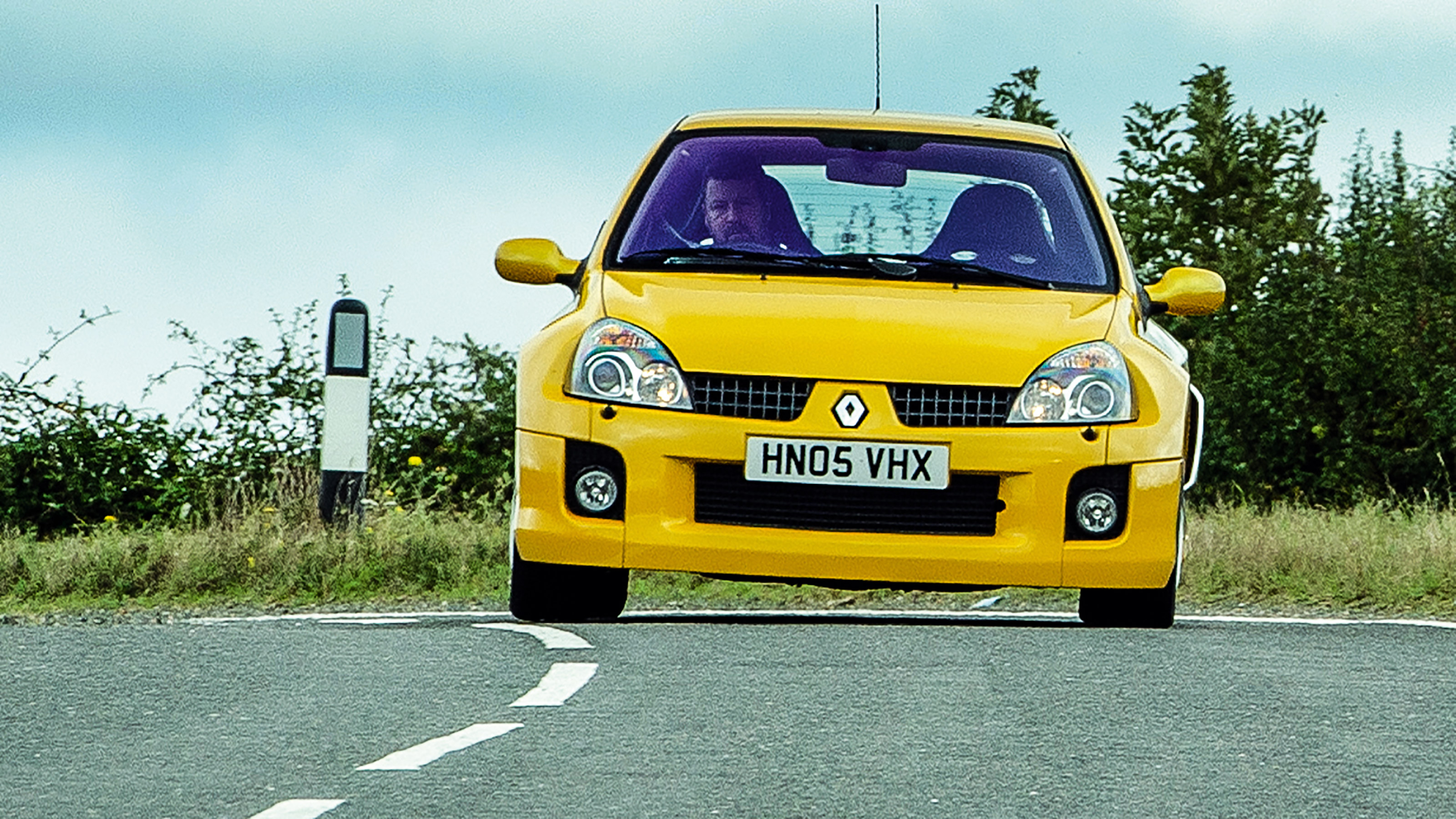Renault Clio V6