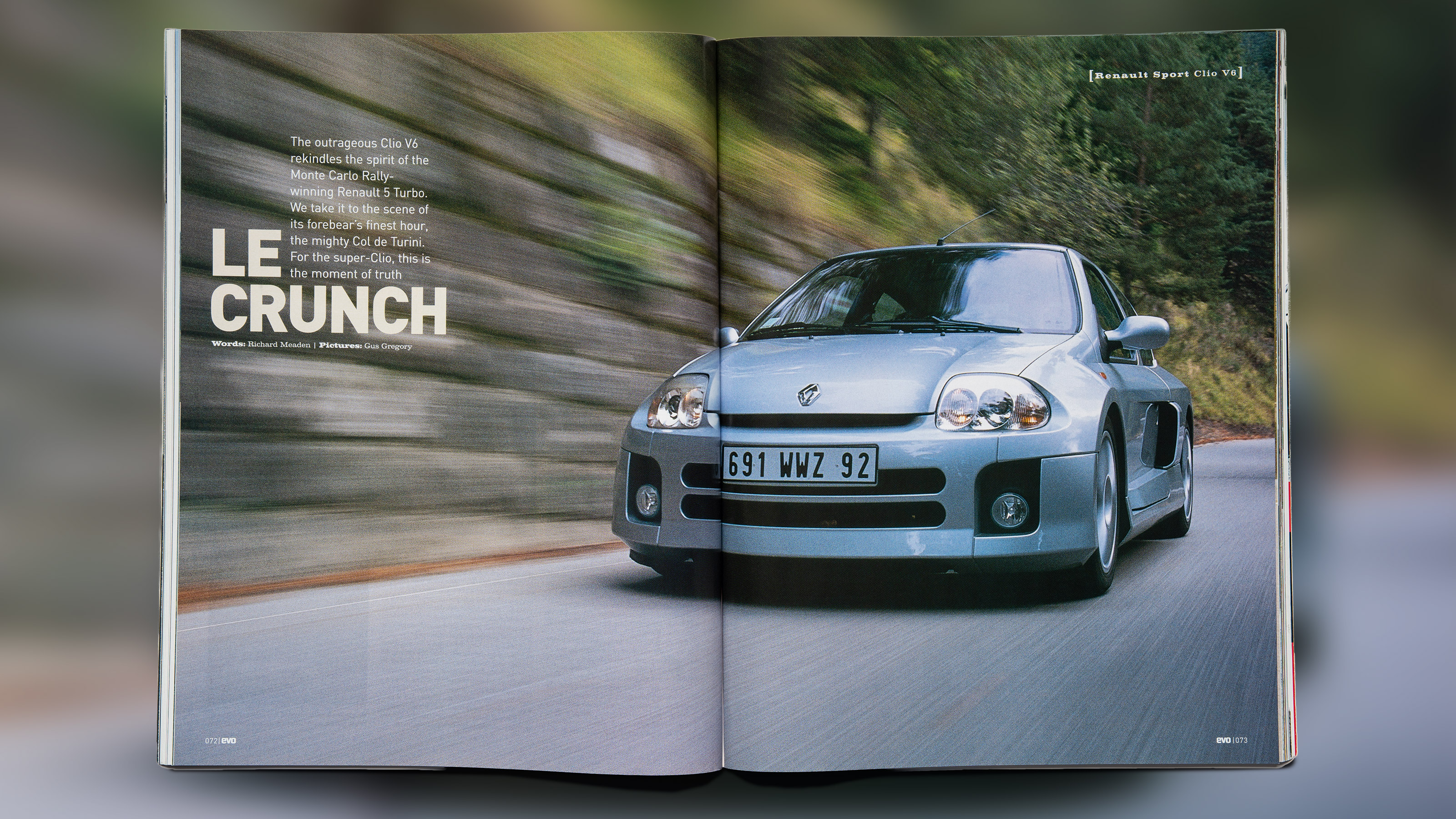 Renault Clio V6