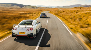 Renault Mégane RS 300 and Nissan GT-R Nismo