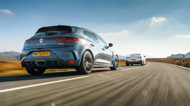 Renault Mégane RS 300 and Nissan GT-R Nismo