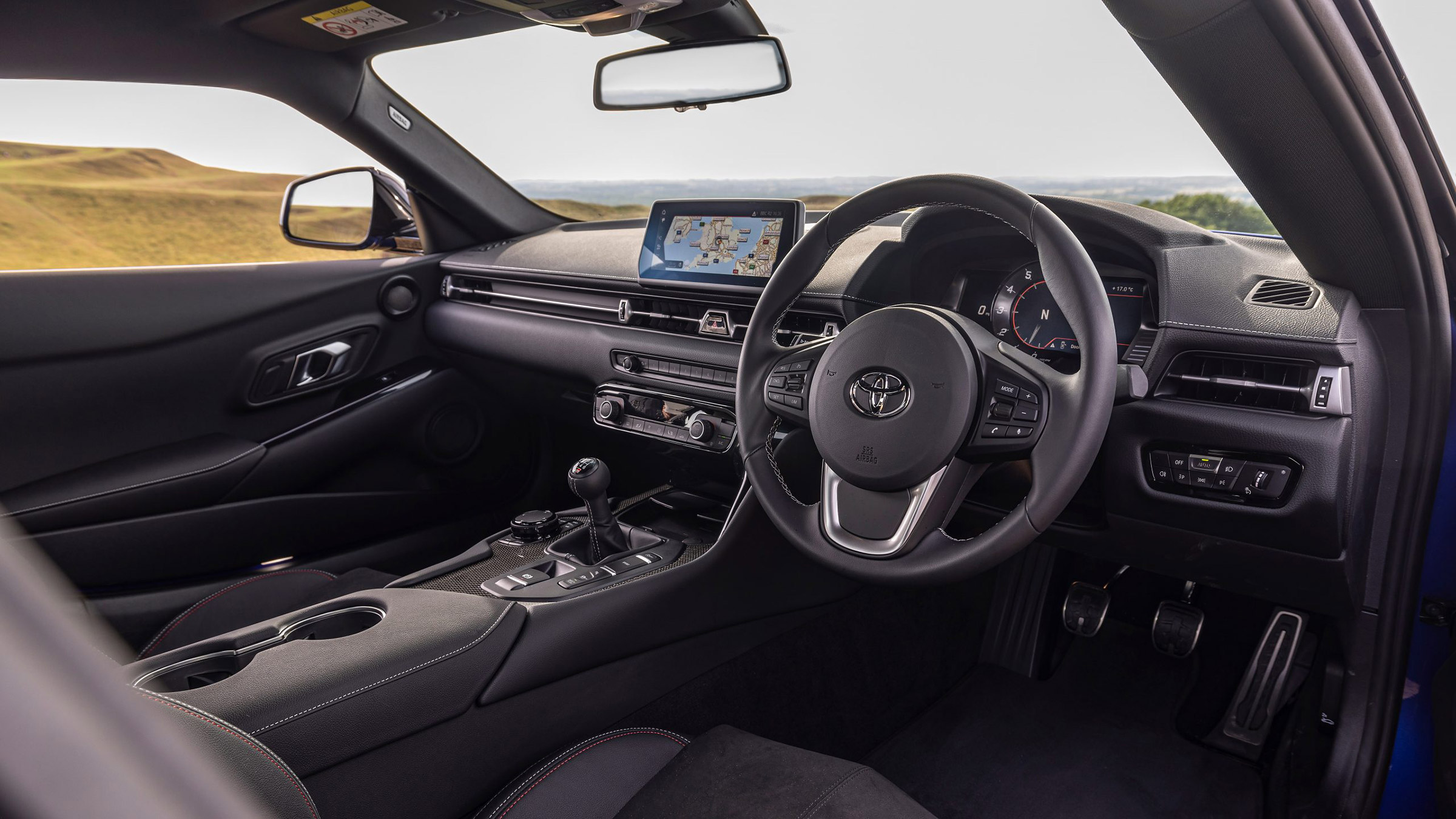 Toyota GR Supra 6MT – UK cabin