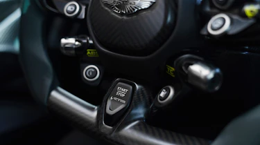 Aston Martin Victor – steering wheel