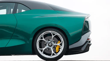 Alfa Romeo Giulia SWB Zagato – rear haunch