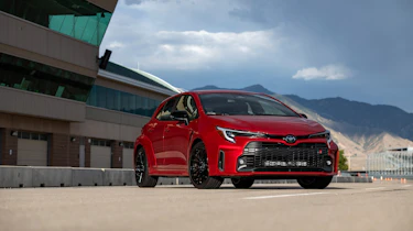 Toyota GR Corolla US – front core