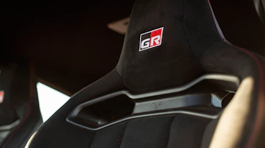 Toyota GR Corolla US – seat