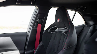 Toyota GR Corolla US – seats