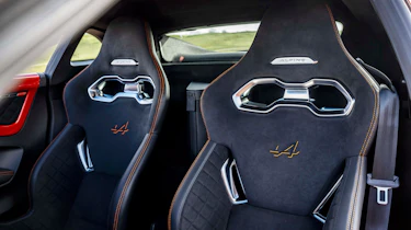 Alpine A110S 2022 – seats