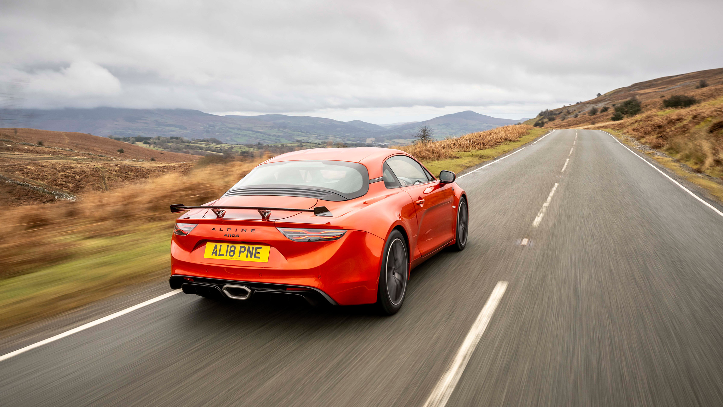 Alpine A110S 2022 – rear high tracking
