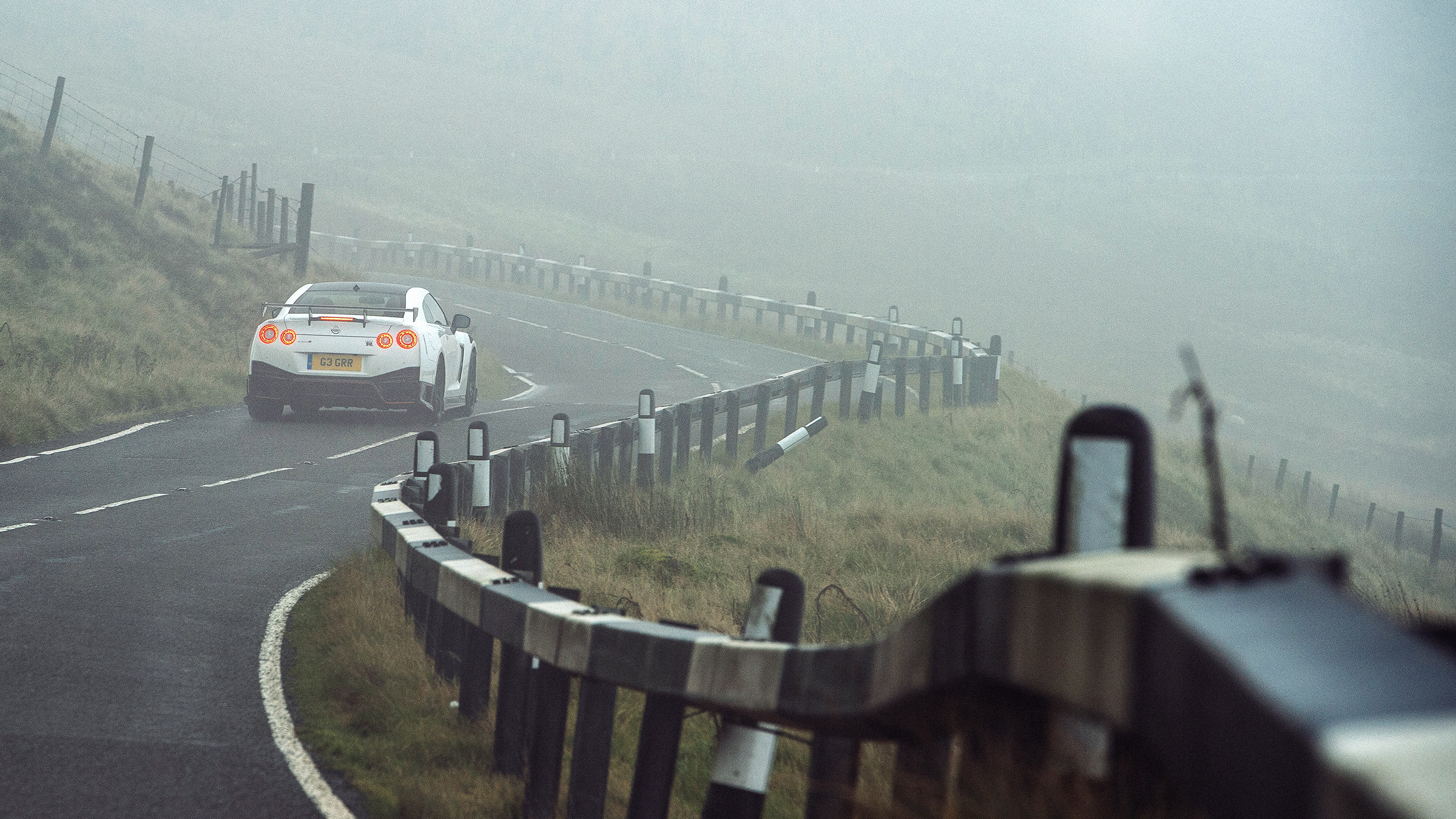Nissan GT-R Nismo – rear fog
