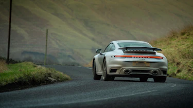 All-weather sports cars – Turbo