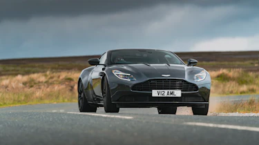 Aston Martin DB11 AMR – front action