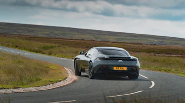 Aston Martin DB11 AMR – rear action